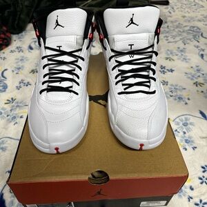 Jordan 12 retro size 13 used with box amazing condition